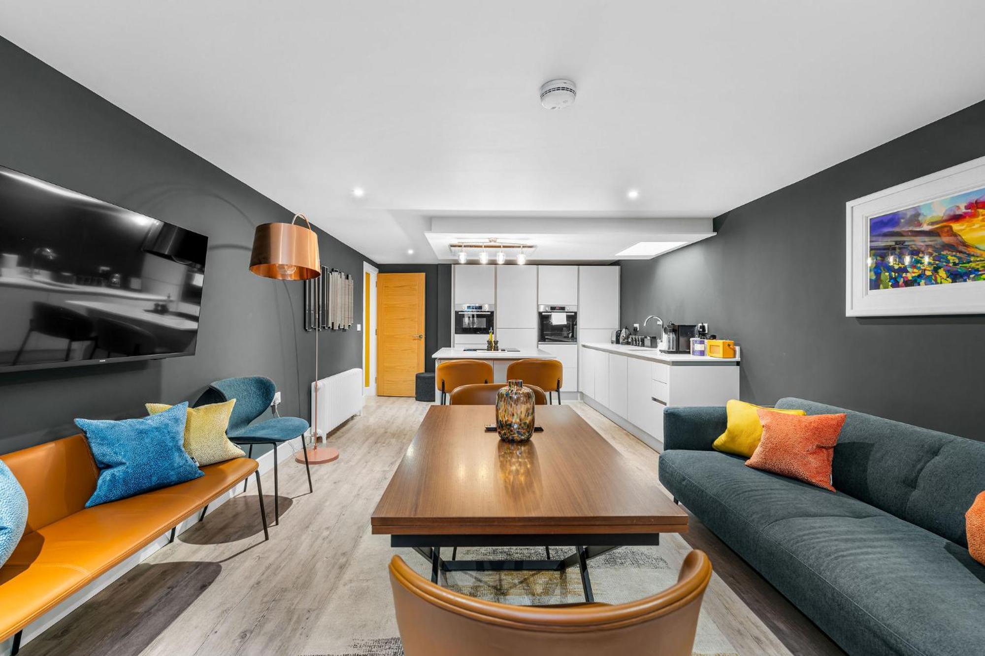 Righ Properties - Luxury West End Artisan Apartment Эдинбург Экстерьер фото